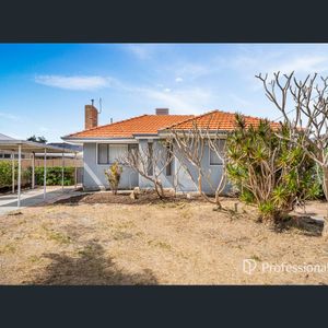 43A Stroughton Road, Westminster, WA 6061 - Photo 3
