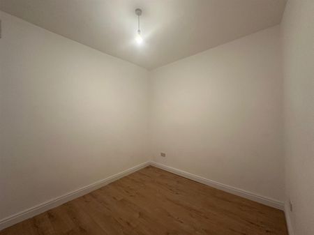 3 Bedroom Flat - Duplex To Let - Photo 5