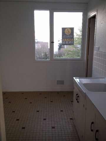 Location Appartement 2 pièces 47m² RENNES 35200 - Photo 2