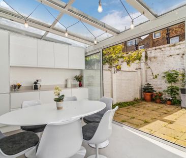 3 bedroom end of terrace house to rent - Photo 3