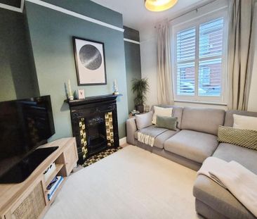 2 bedroom terraced house to rent - Photo 2