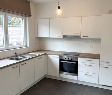 Woning te huur in Ronse voor € 975 met 3 slaapkamers - Photo 2