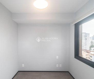 Apartamento com 1 quarto e 40m² para alugar em São João, Porto Alegre. - Photo 2