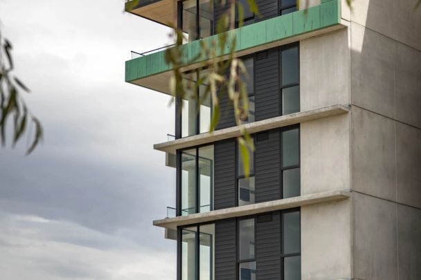 Two-Bedroom Apartment with Stunning Views - Photo 1