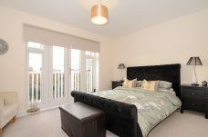 5 bedroom detached house to rent - Photo 3