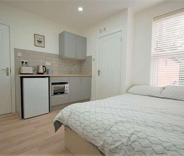 Williamson Avenue Studio, Peterborough, Cambridgeshire, PE3 - Photo 1