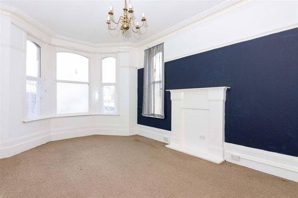 Lansdowne Road, Worthing - Photo 1