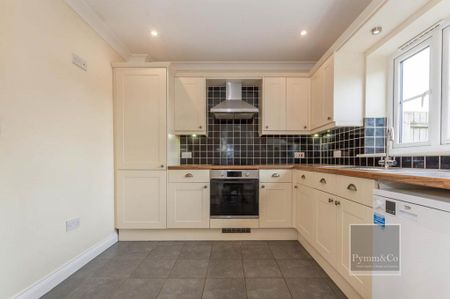 3 bedroom terraced house to rent - Photo 5