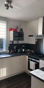 A LOUER Appartement T3 très lumineux, situé au 1er étage, à BONSECOURS (76240), d'une surface h... - Photo 4