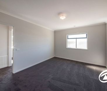 32 Renam Street, 3810, Pakenham Vic - Photo 1