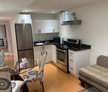 For Lease - 5415 Longford Drive, Mississauga, Ontario - Photo 2