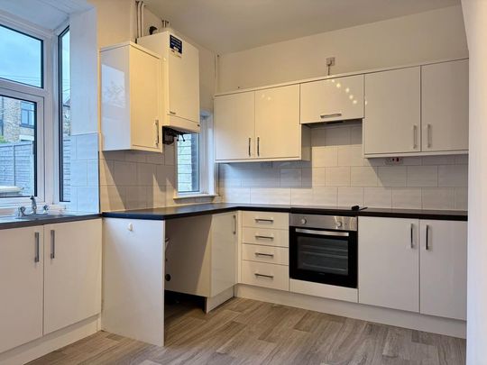 2 bedroom terraced house to rent - Photo 1