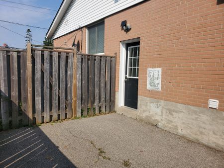 For Lease - 44 Billingsgate Crescent Unit# Bsmt, Ajax, Ontario - Photo 3