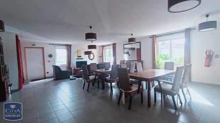 Location Appartement 2 pièces 41m² BUZANCAIS 36500 - Photo 2