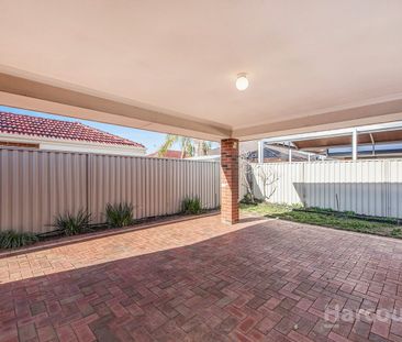 30 Kumarina Drive, Secret Harbour, WA 6173 - Photo 4