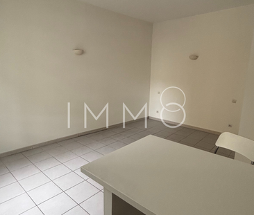 Location Appartement 1 pièce 26m² MARSEILLE 6ème - Photo 3