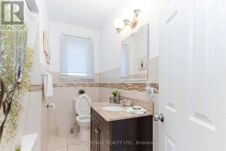 55 BRIDGENORTH CRESCENT - Photo 5