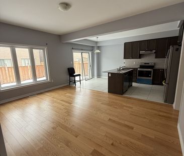 For Lease - 29 Faders Drive, Brampton, Ontario - Photo 4