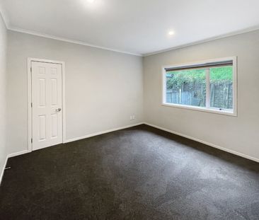 VALLEY HOME LIVING! - Photo 2