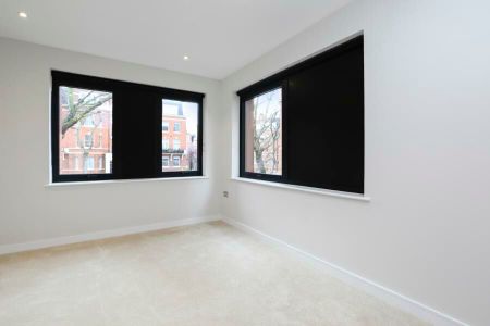 2 Bedroom Apartment To Let - Photo 2