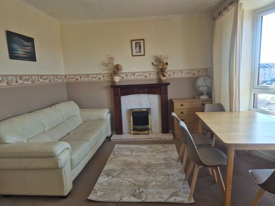 2 Bed Flat, Main Street, G40 - Photo 1