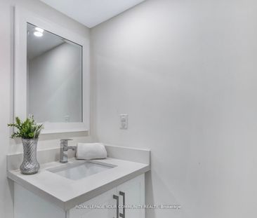 Detached Home For Lease | N8146438 - Photo 6