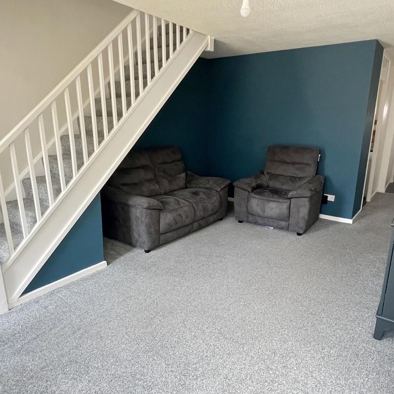 2 bedroom terraced house to rent - Photo 1