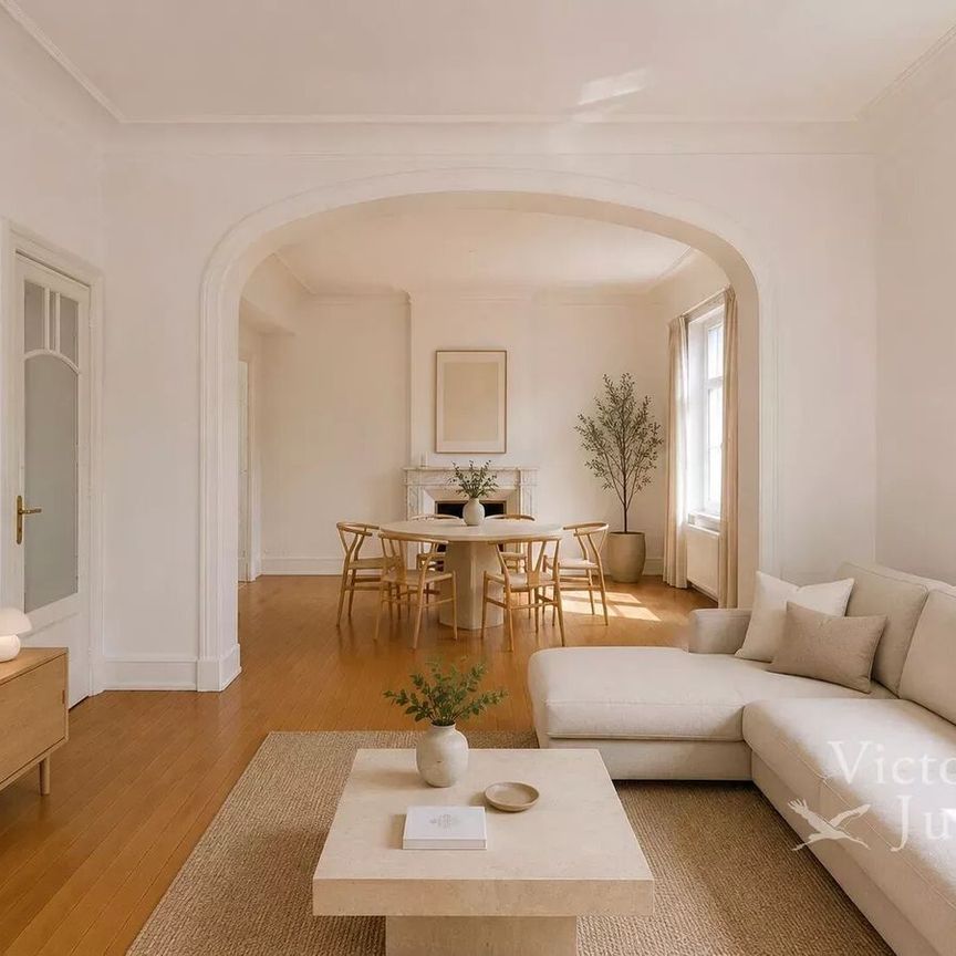 Huis te huur in Sint-Pieters-Woluwe voor € 3.450 met 5 slaapkamers - Photo 1