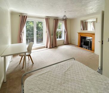 Paxton, Stoke Park, BS16 1WF - Photo 2