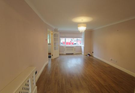 3 bedroom semi-detached house to rent - Photo 2