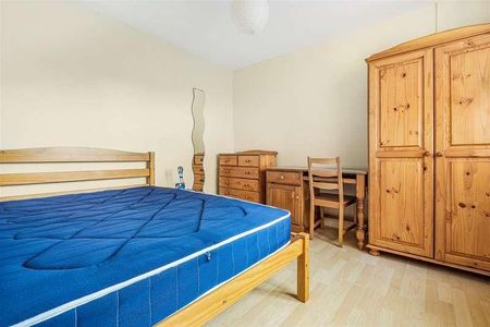 Fareham House, Bessborough Road - Balcony, SW15 - Photo 5