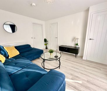 2 bedroom terraced house to rent - Photo 3