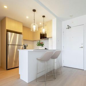 One Bedroom - 1825 Ste Rose Street, Montréal - Photo 2