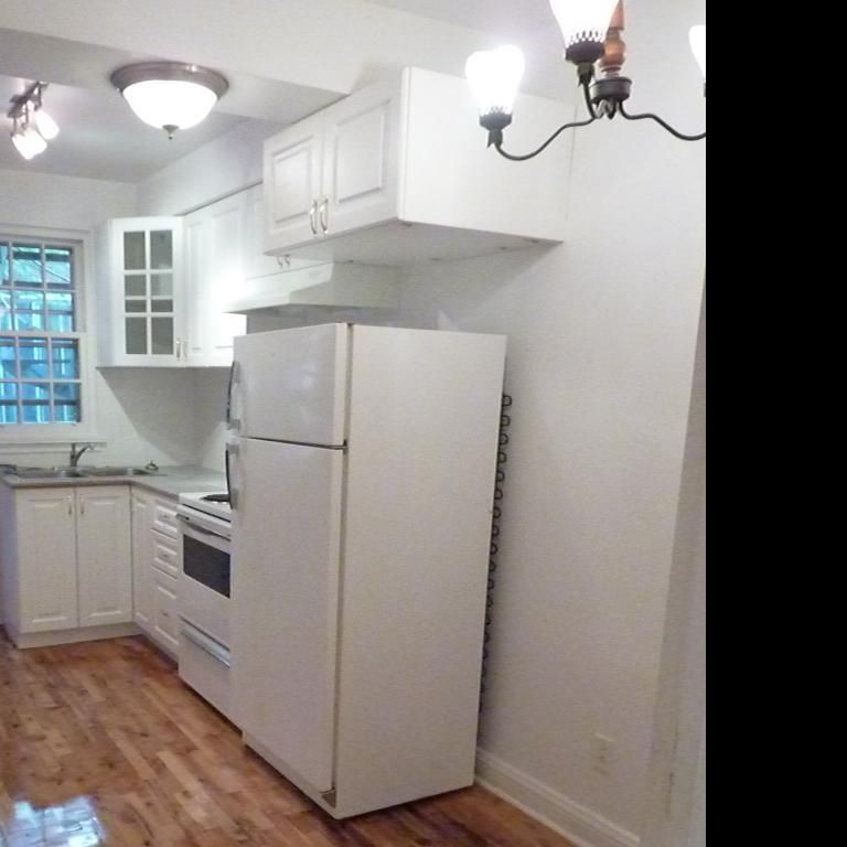 NDG. Grand 3 ½, 1 ch. renove. Juin, metro Snowdon, Villa Maria. Superbement renove, grand 3 ½- 800pc. - Photo 1