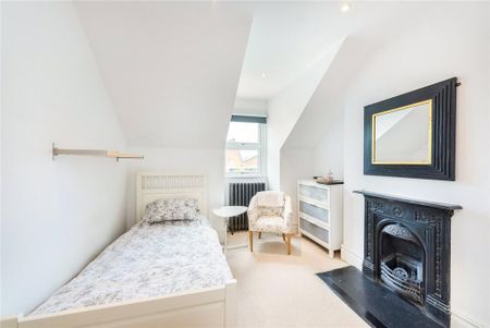 5 bedroom semi-detached house to rent - Photo 4