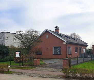 Woonhuis met mooie tuin, oprit en garage - Foto 6
