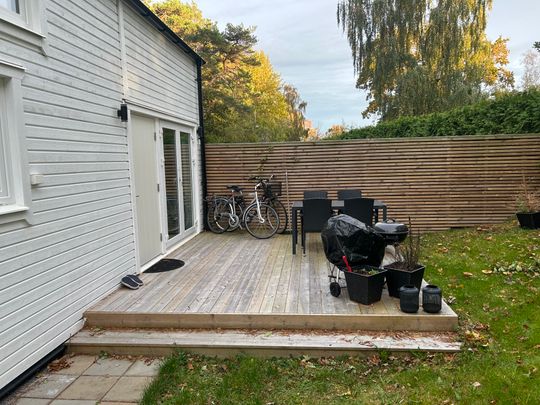 Hasslingegatan, Västra Frölunda - Photo 1