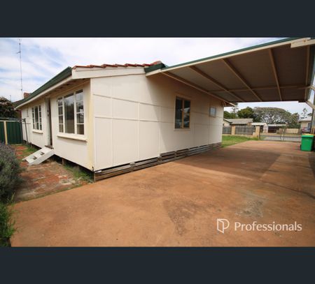 63 Gibbs Street, Carey Park, WA 6230 - Photo 5