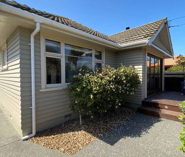 NEW BRIGHTON - 3 BEDROOMS, 1.5 BATHROOMS, LOGBURNER, HEATPUMP, DOUB... - Photo 1