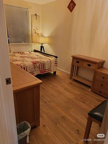 4 Bed Detached House, Morphou Rd, NW7 - Photo 3