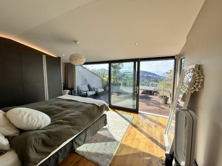 Triplex with exceptional quiet location! - Photo 4