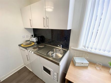 Studio to rent - Photo 4