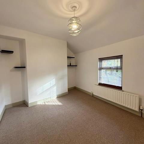4 Brook Street, Holywood, BT18 9BB - Photo 1