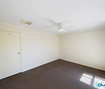 GREAT FAMILY HOME IN A CUL-DE-SAC! - Photo 5