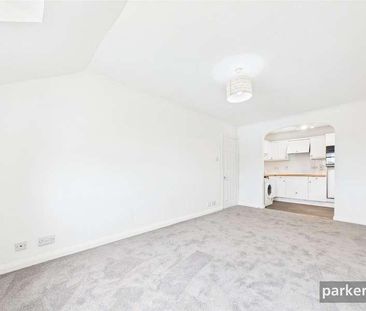 Lynden Mews, Dale Road, Reading, Berkshire, RG2 - Photo 1