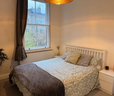 2 Bed Flat, London, W14 - Photo 3