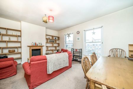 Battersea Park Road, Battersea, SW11, London - Photo 2