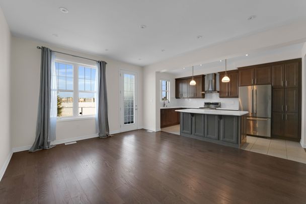 For Lease - 1395 Chretien Street, Milton, Ontario - Photo 1