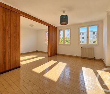 Location Appartement 3 pièces 81m² MONTPELLIER 34070 - Photo 2