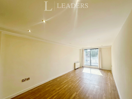 2 bedroom apartment to rent Avoca Court, 21 Moseley Road, Birmingham, B12 - Photo 2